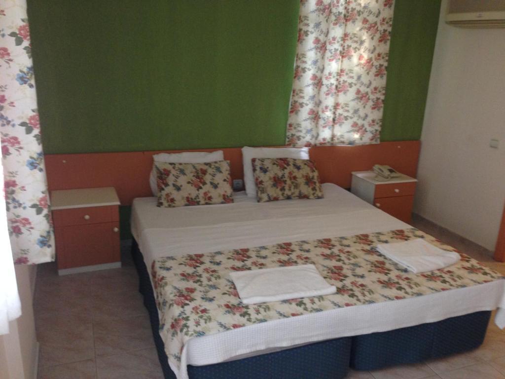 Hotel Villa Granada 安塔利亚 外观 照片