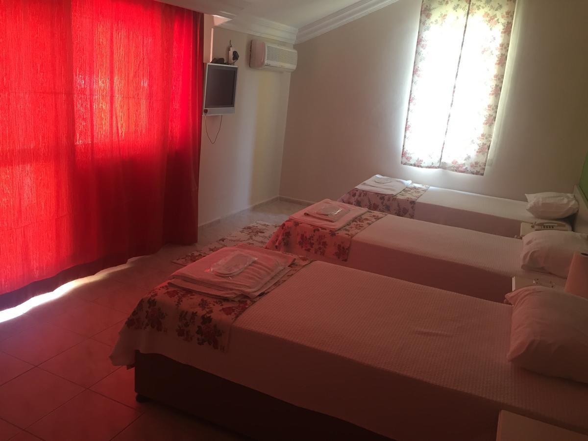 Hotel Villa Granada 安塔利亚 外观 照片